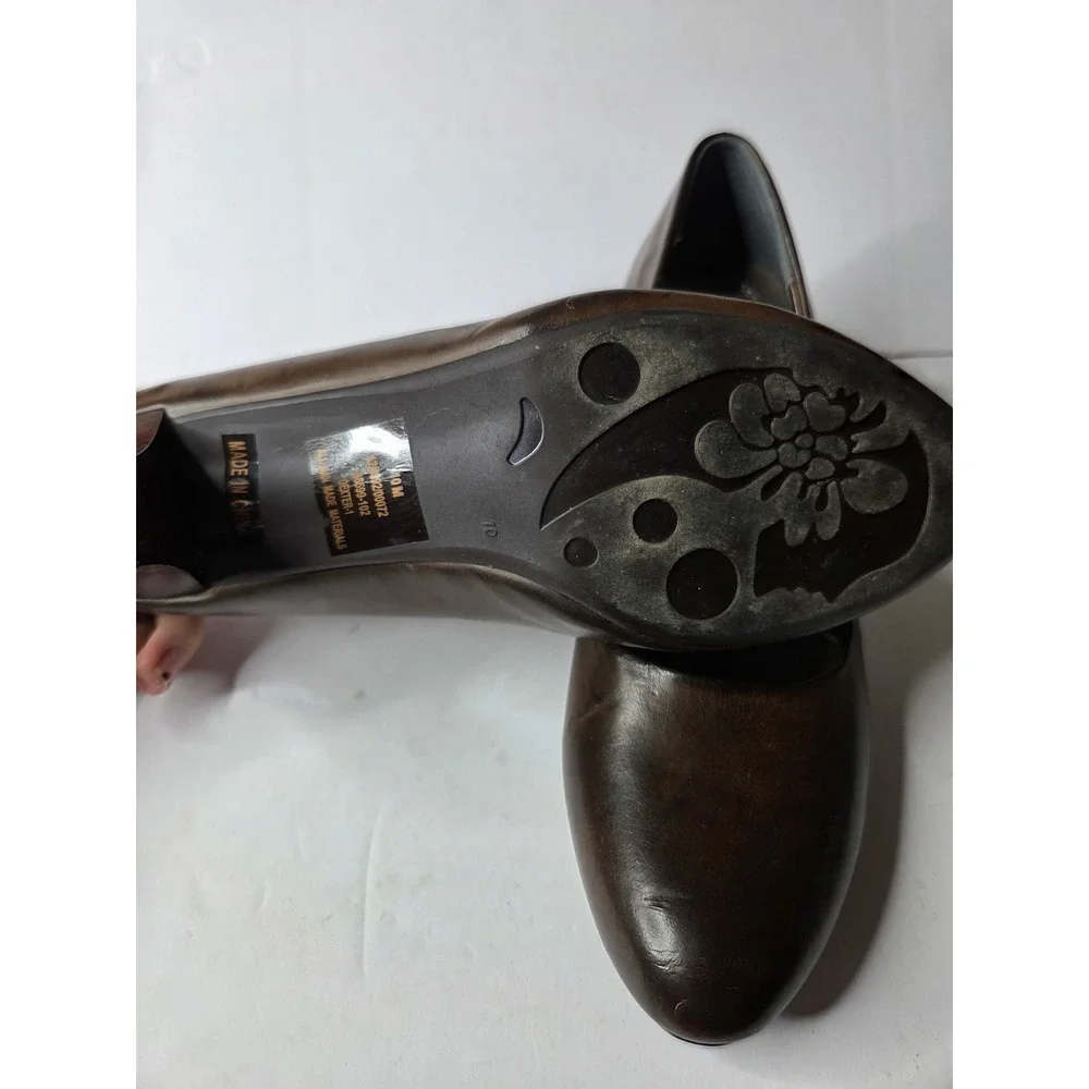 Pierre Dumas Flexibles Dexter-1 Brown Round Toe Block Heel Pumps Womens Size 10M